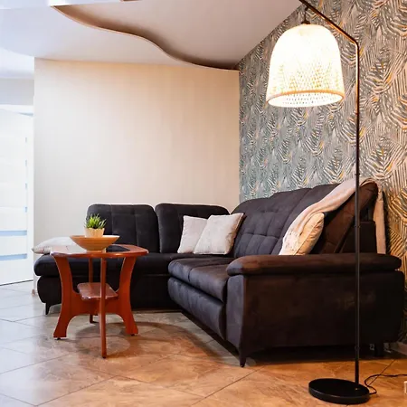 592 * Boguszow-Gorce